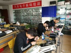 美国肥胖女人操逼操逼